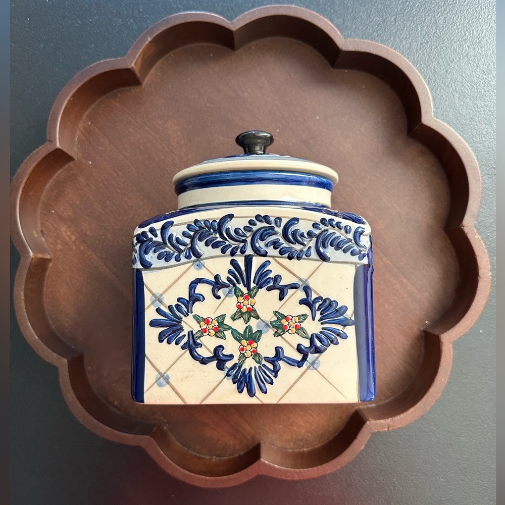 Hand Painted By Expressions ~ Ceramic Food Storage Size 6X6X
